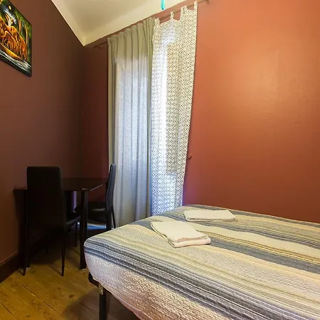 Affittacamere Av Lourenco Peixinho 209 Aveiro